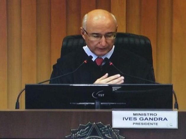 TST Gandra não levou em conta pedido de adiamento da reunião desta terça. Ele deixará presidência no final do mês